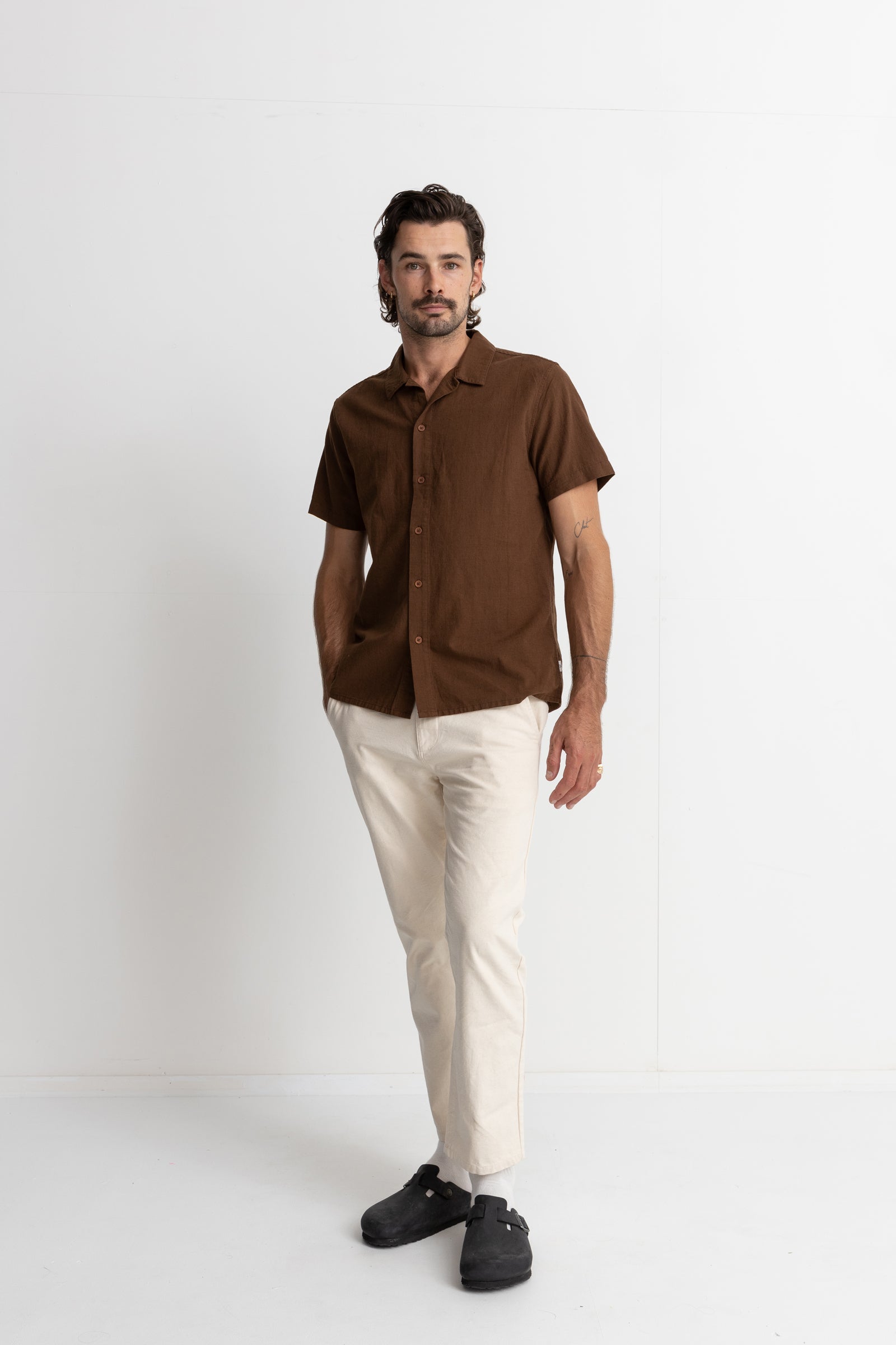 Classic Linen Shirt